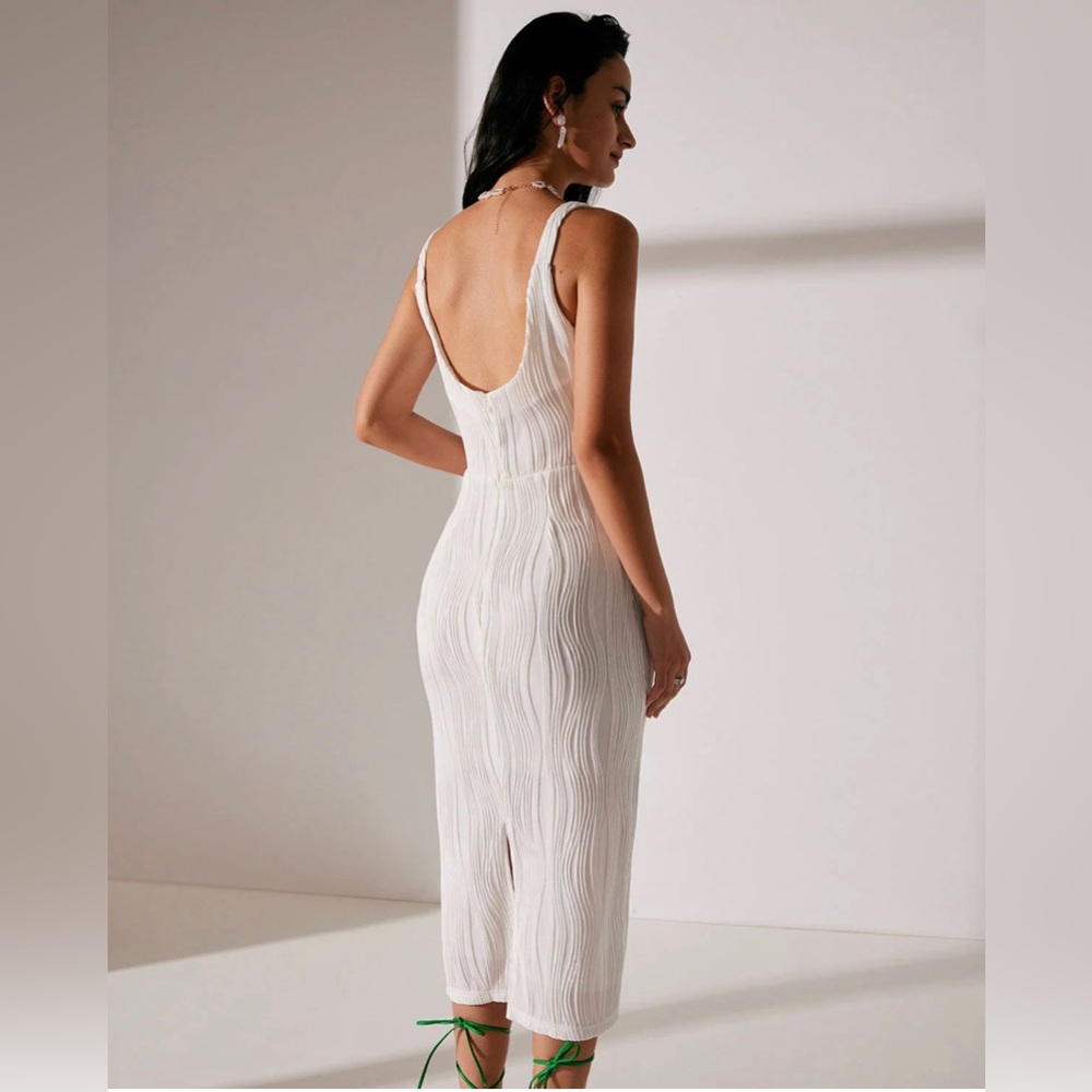 NWT RIHOAS The Water Ripple Textured White Backless Midi Dress Sz XS, S, M. - Picture 5 of 13